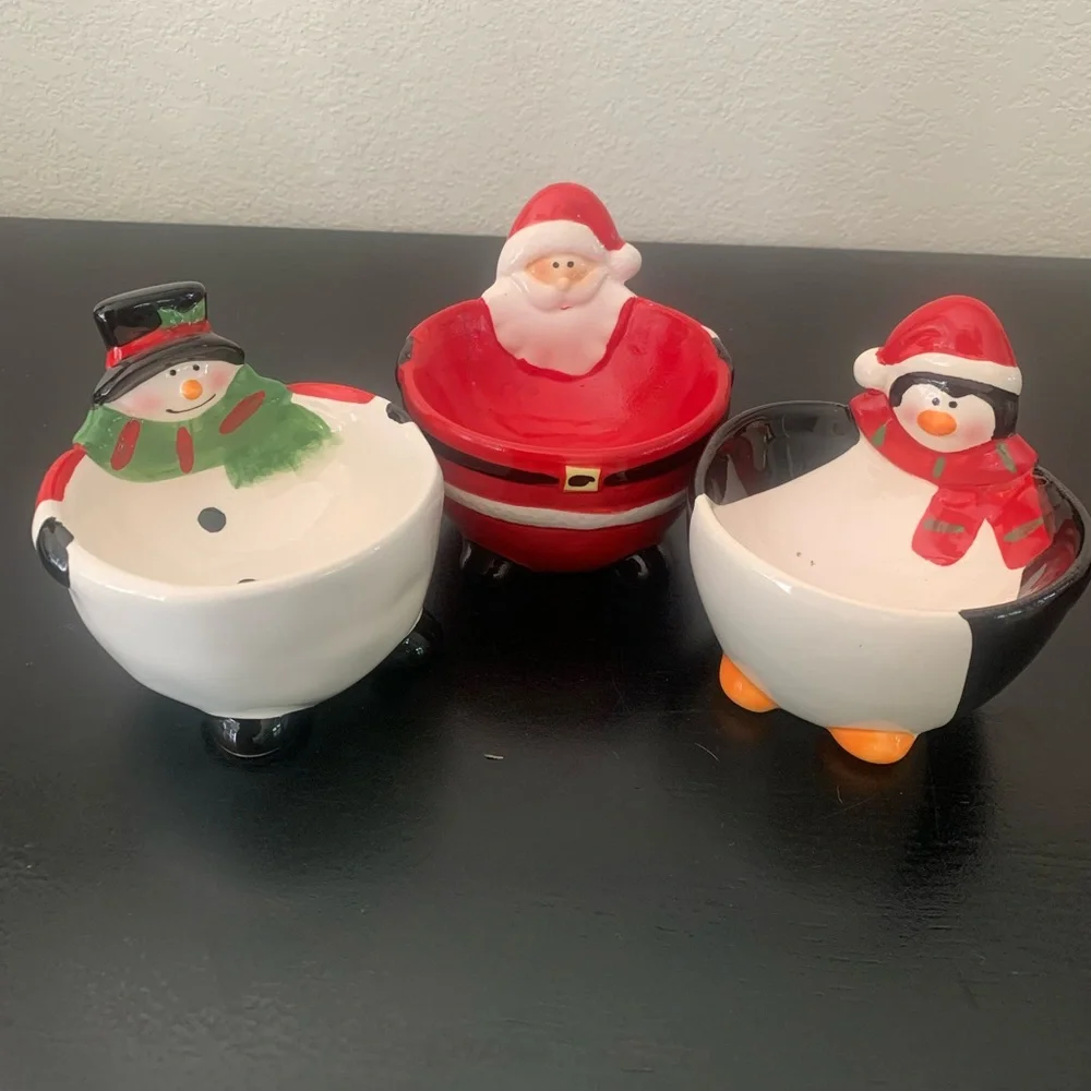 Ceramic Christmas Collection 3 Small Bowl Set Santa Snowman Penguin KT Group